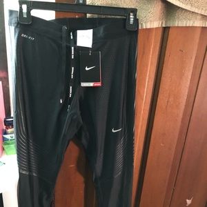 New Nike leggings black .